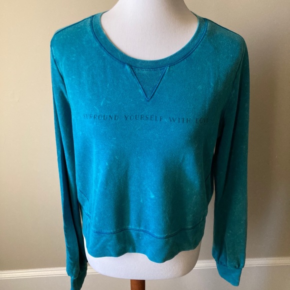 Carrie underwood distressed sweatshirt Clearance